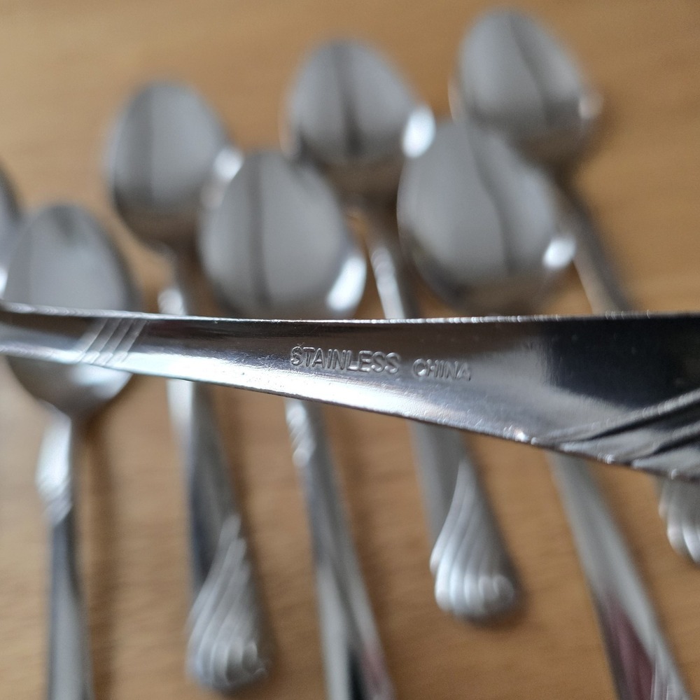 Set of 8 Stainless Steel Tablespoons 7" Unbranded China Swirls/Wavy Flatware - Picture 5 of 5